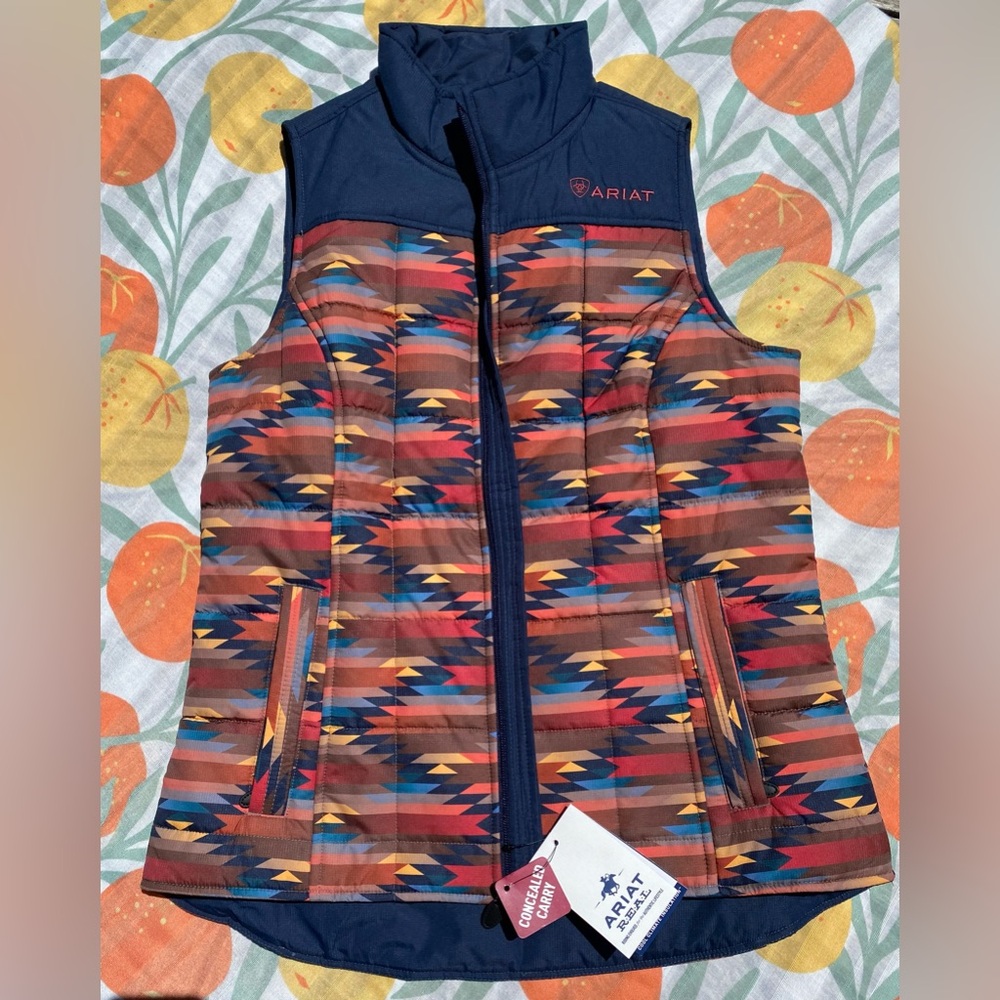 Womens Ariat Crius Insulated Vest size Medium New with Tags